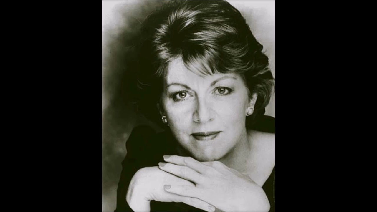 Catherine Robbin sings 