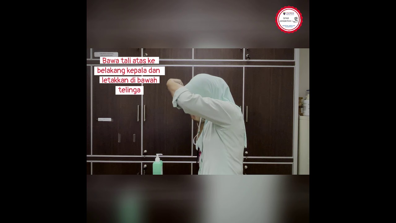 Demonstrasi Tatacara Melakukan Fit Check Pelitup Muka N95 oleh Jabatan Kawalan Jangkitan PPUM