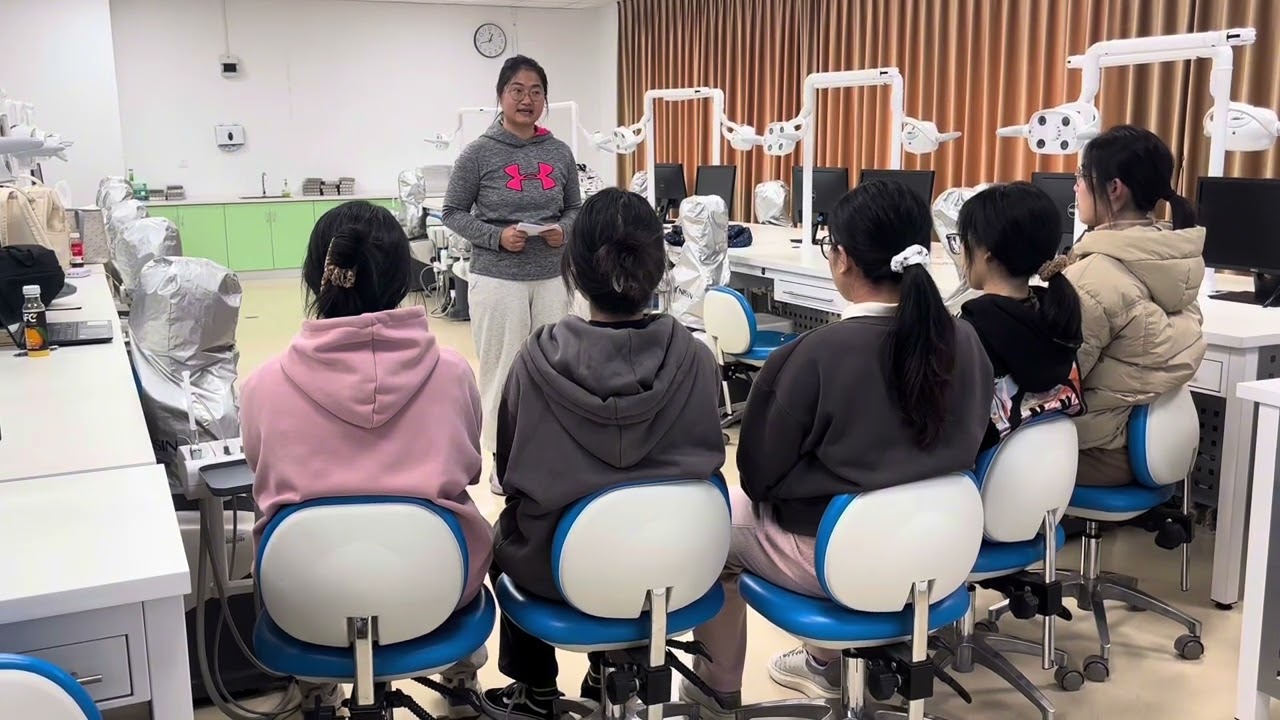 Hang Hygiene: A small Act for a Healthier Workplace