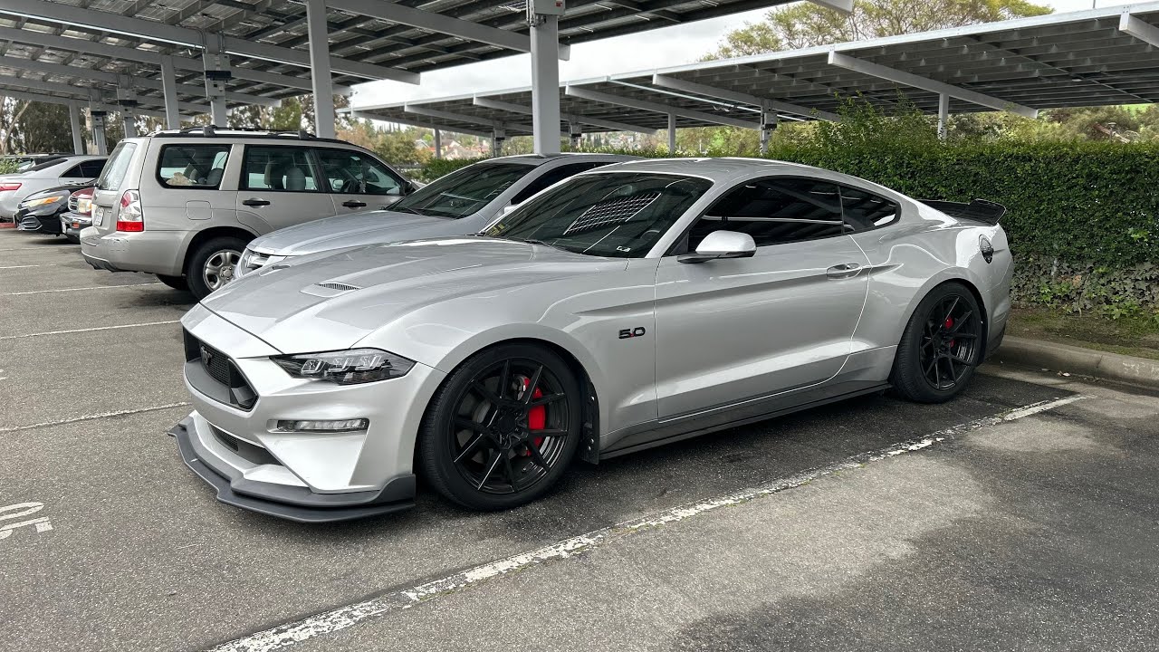 POV: ОПАЗДЫВАЮ В ШКОЛУ НА МОЕМ 500-СИЛЬНОМ MUSTANG GT