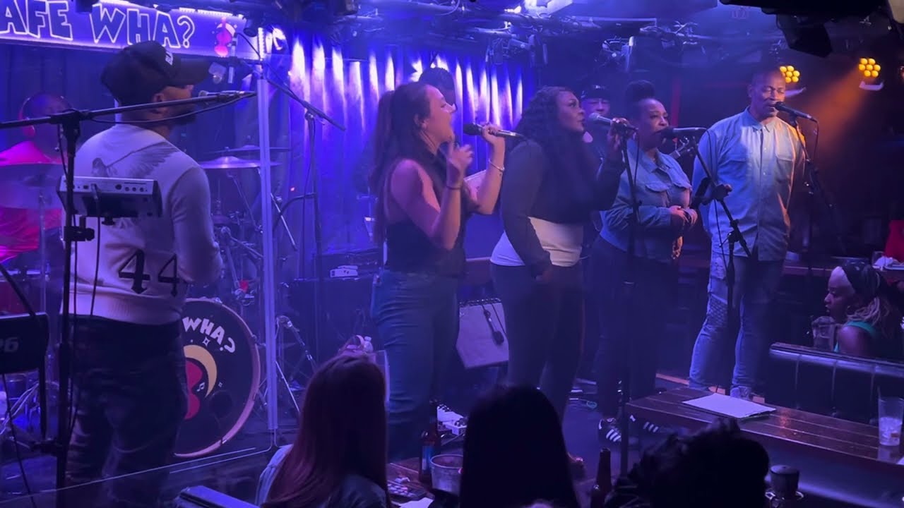 (You Make Me Feel Like) A Natural Woman - LIVE Cover by Maya Harel @ Cafe Wha? New York, NY