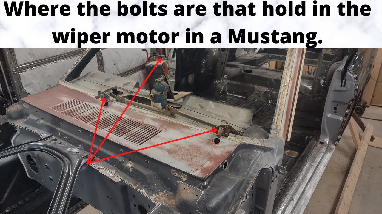 Расположение болтов мотора стеклоочистителя в Mustang 65-66 годов выпуска