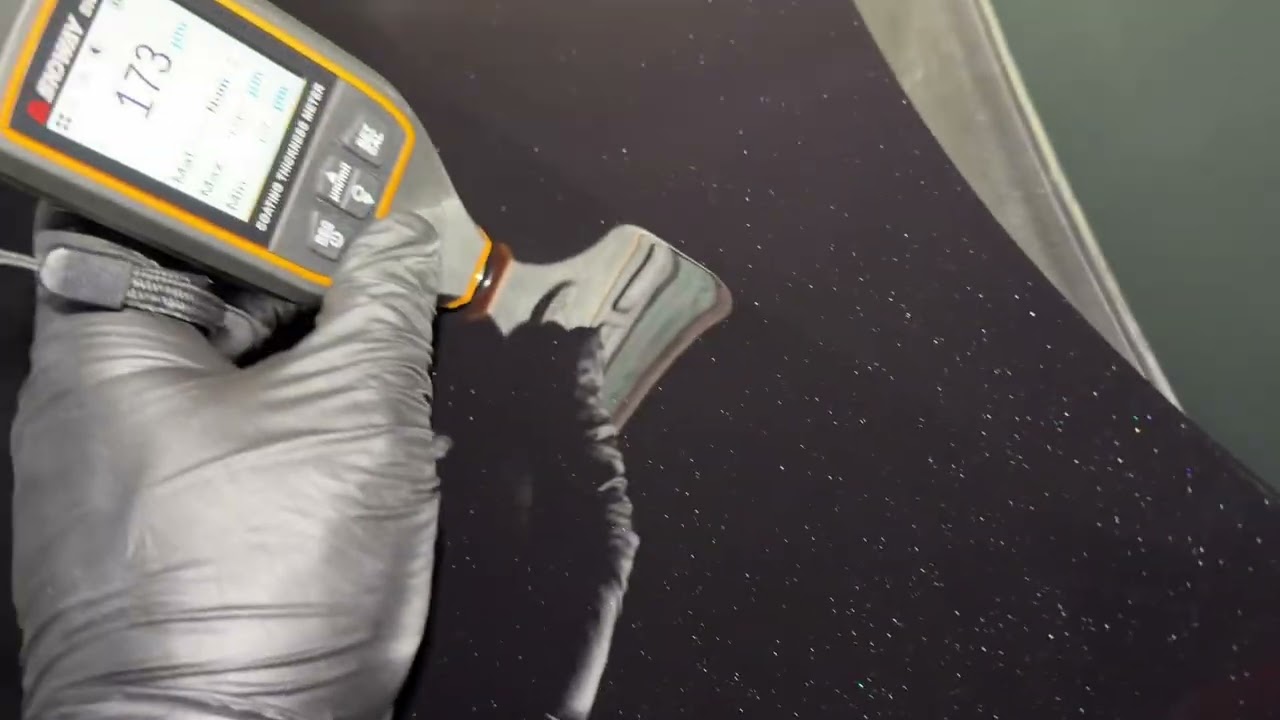 SNDWAY Coating Thickness Meter(도막측정기)로  현재 차량 도막 상태도 함께 체크했습니다.