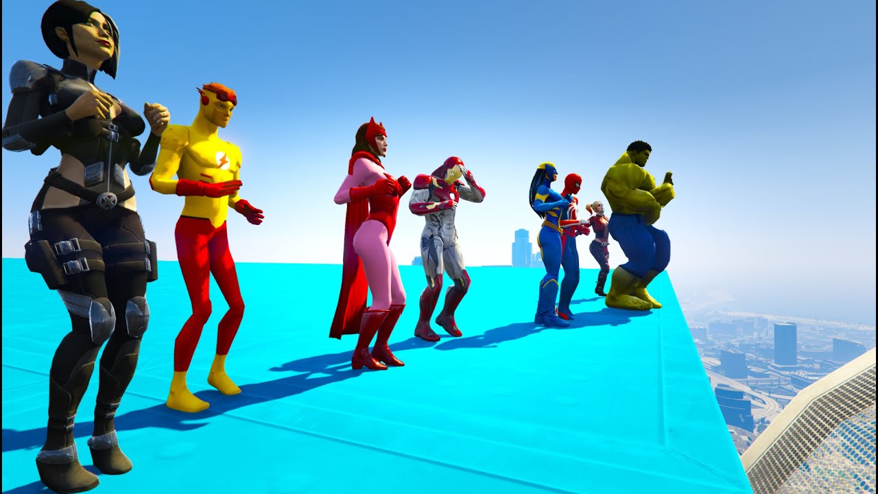 WIPEOUT OBSTACLES RUN CHALLENGE! - With All The SUPERHEROES (GTA 5 Funny Contest)