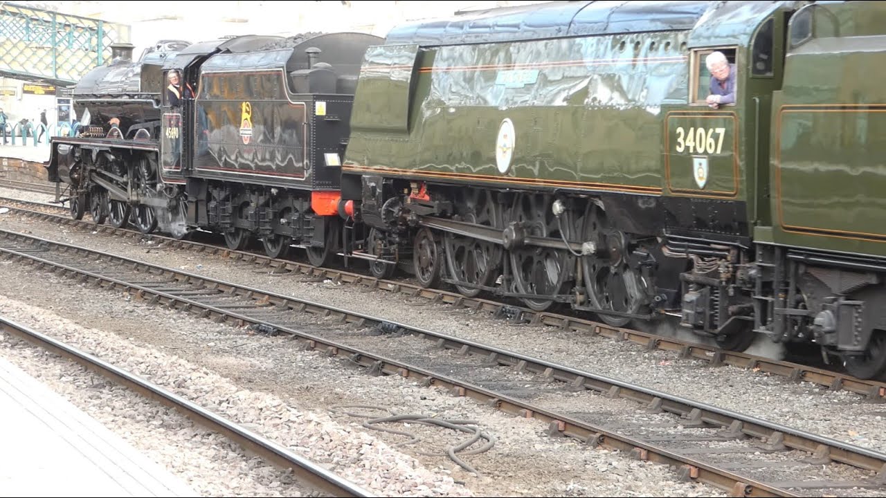 45690 Leander & 34067 Tangmere at Carlisle, storm Malik   29 01 22
