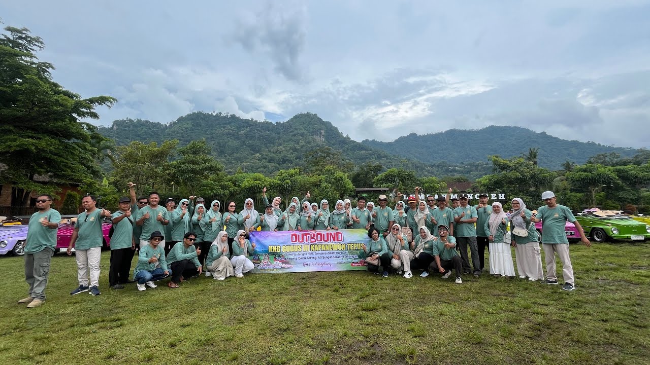 Rombongan kkg gugus 3 kapanewon tepus goes to magelang with handayani rent car & tour.