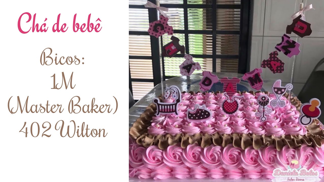 Confeitando bolo chá de bebê menina