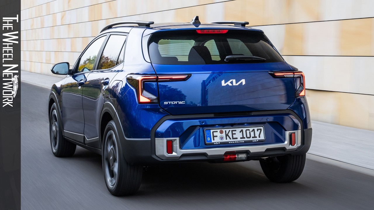 2026 Kia Stonic Baseline | Yacht Blue | Driving, Interior, Exterior
