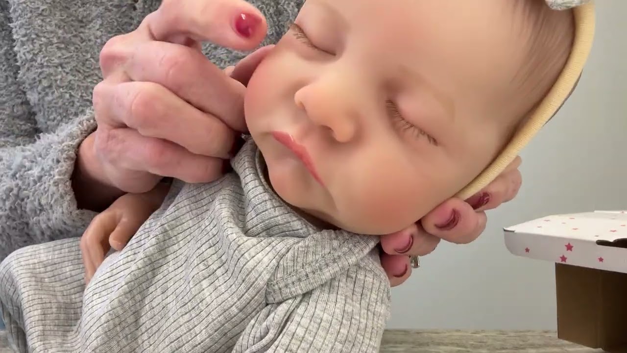 SCOM Realistic Reborn Baby Dolls- how this looks up close!