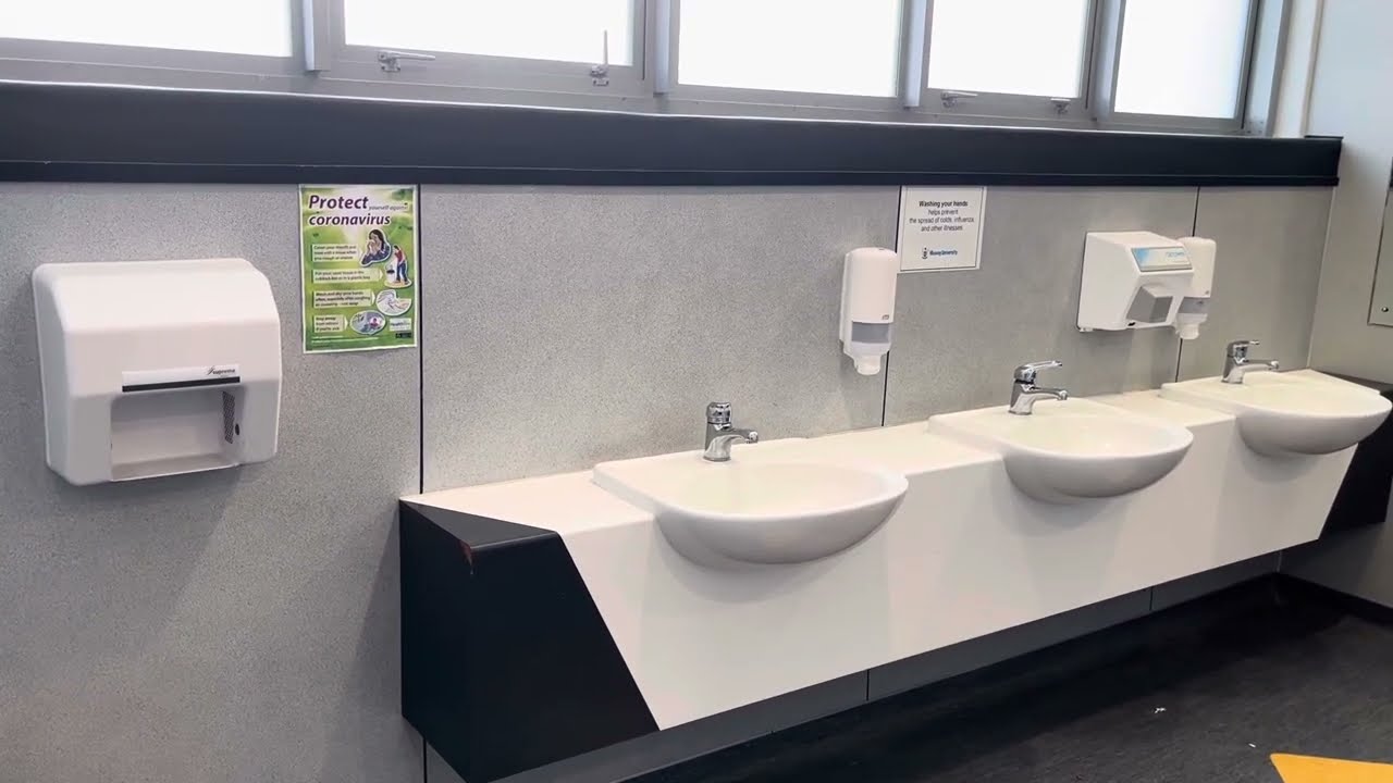 Broken Airtowel S9 & Working Supreme BA101 Hand Dryers at Massey University, Wellington