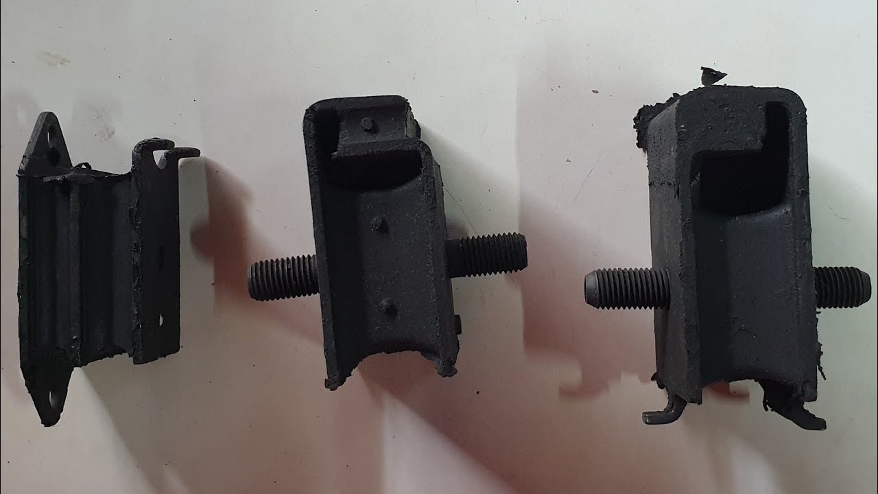 Bajaj auto 3 wheeler Isolator rubber Difference between compact and RE diesel and gear box rubber