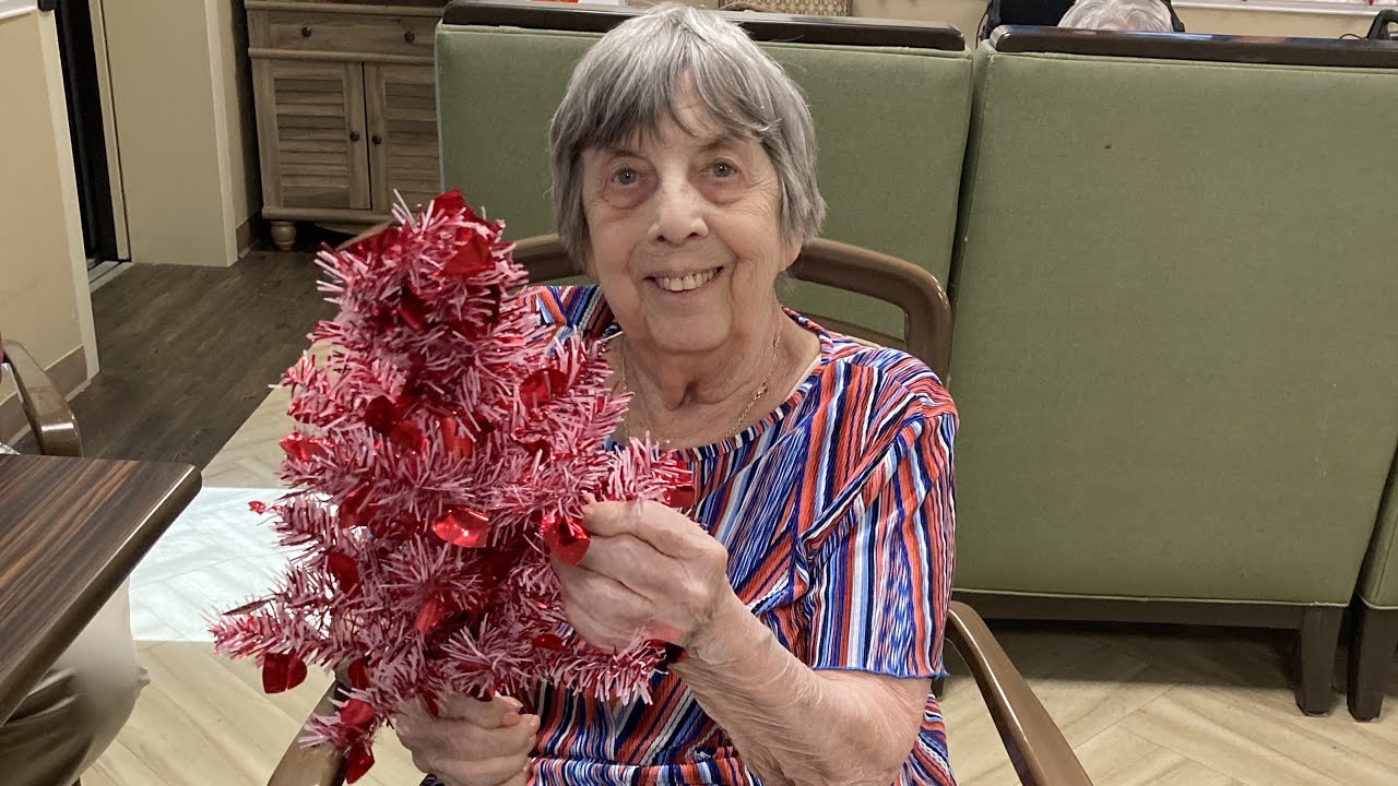 Preparing Valentine’s Day Trees | Transitional Memory Care at Chateau Madeleine, Melbourne FL