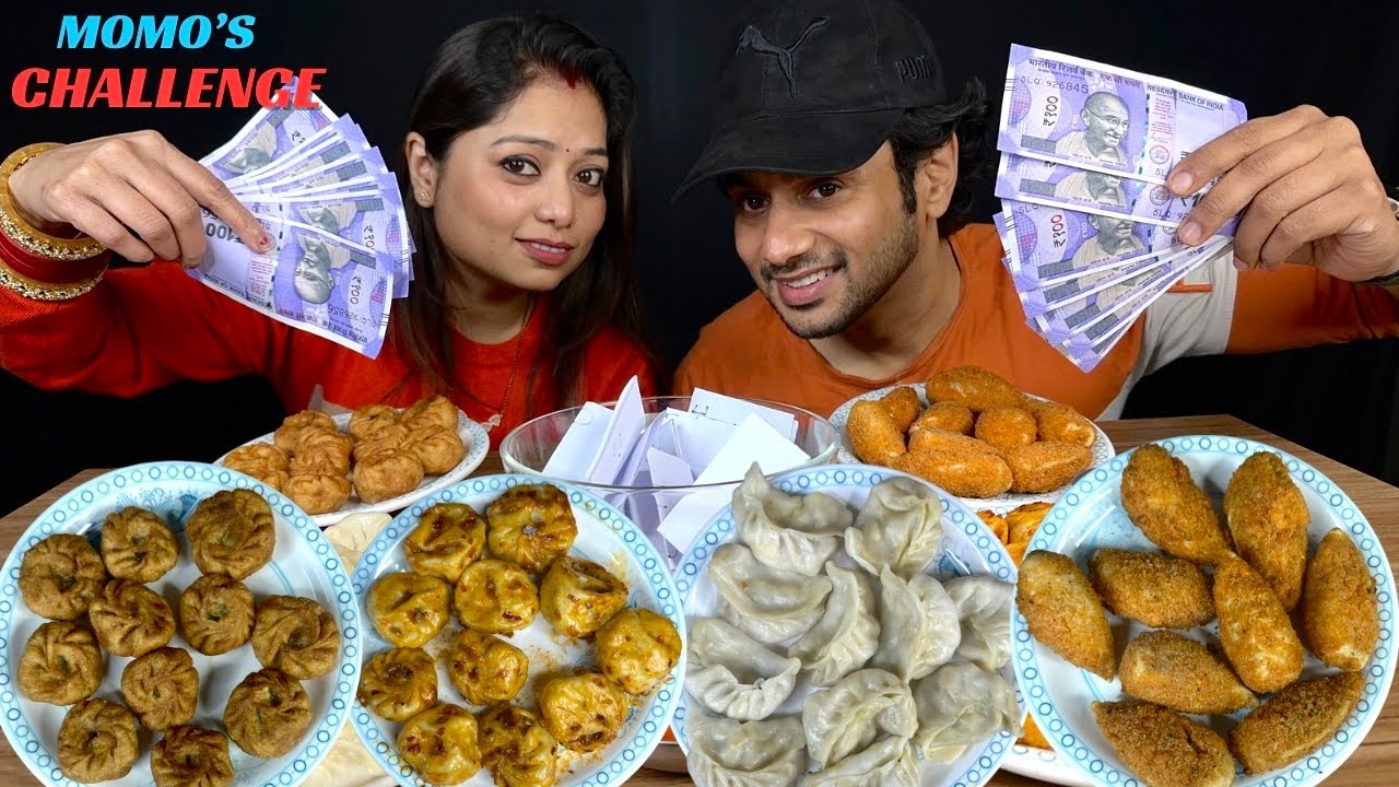 Momo’s Eating Challenge With Wife | Street Food Challenge | 25 Seconds Momo Eating Challenge