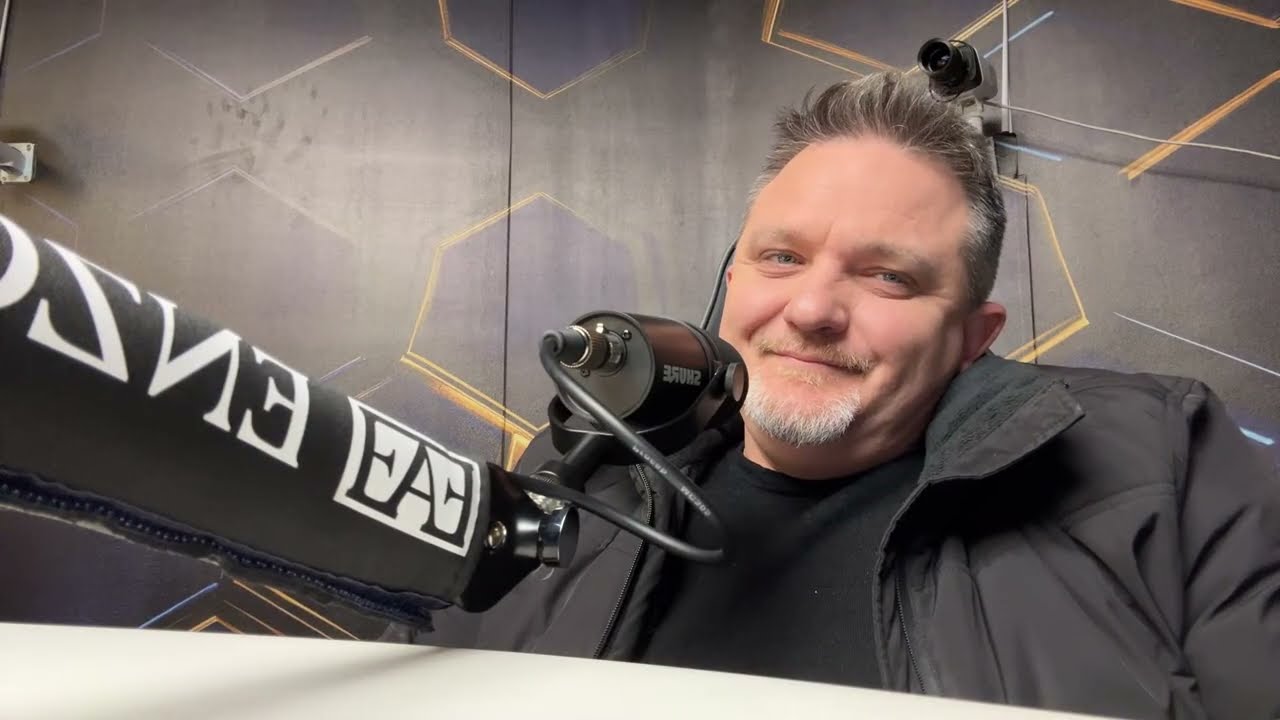 Julian Deda is live