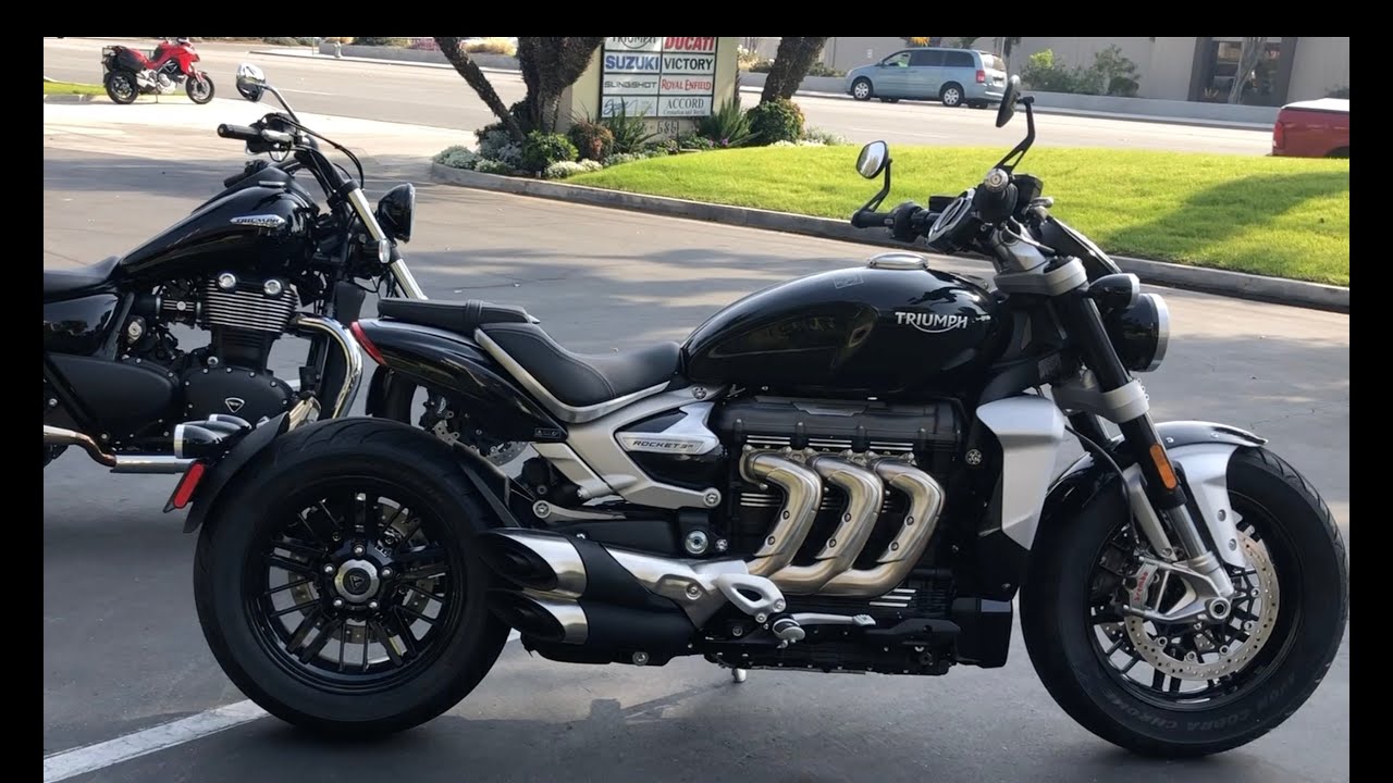Triumph Rocket 3 Walkaround and Start Up