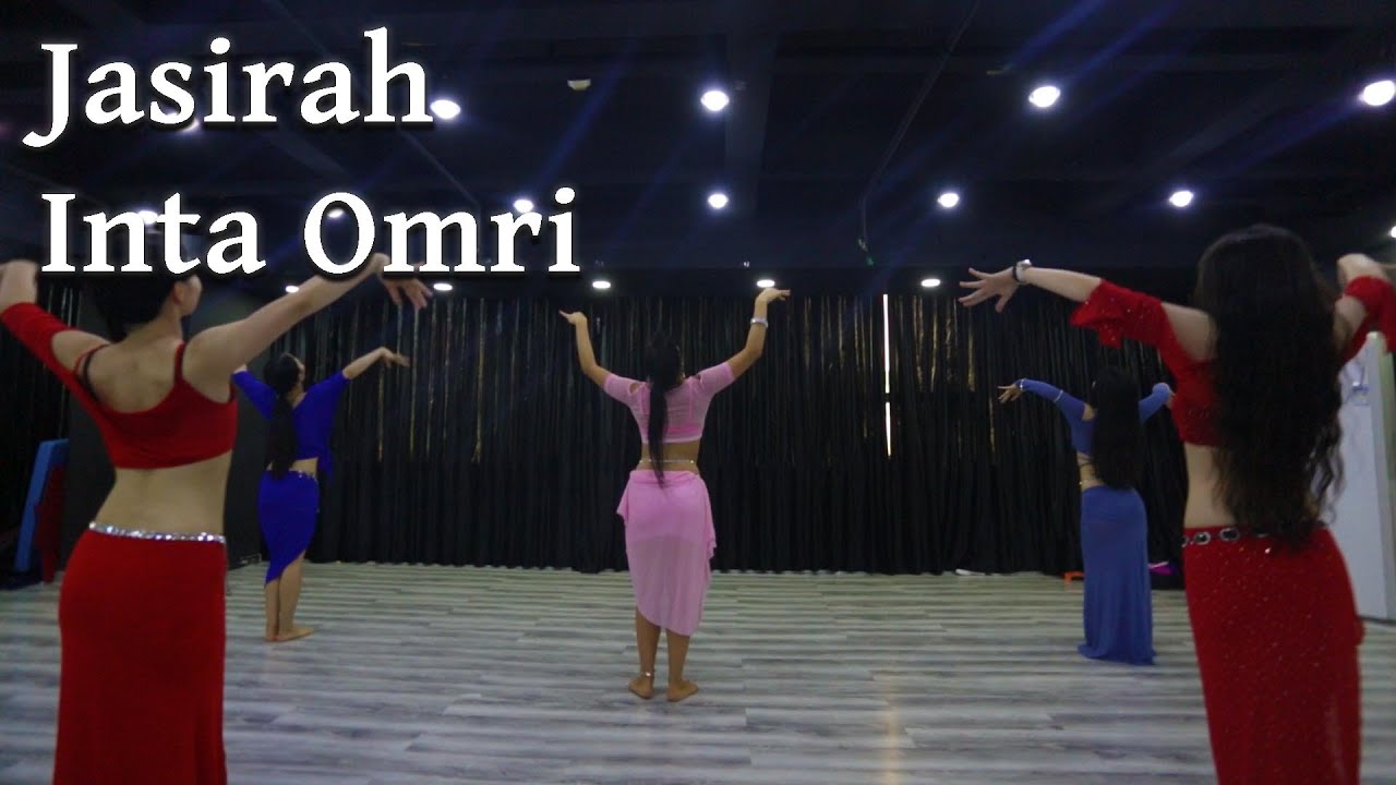 Jasirah with students - Enta Omri 2018