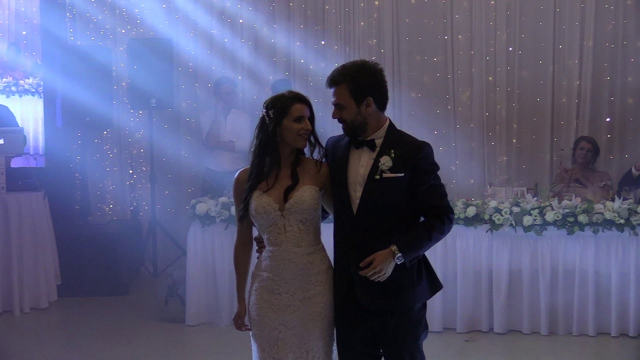 Wedding First Dance (I can't help falling in love with you) - Cover by Sonia Hamshaw (the Bride)