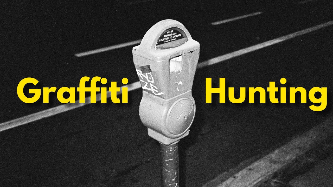 Night Time STREET ART HUNT in Chicago w/ 35mm Film - MINOLTA Point + Shoot
