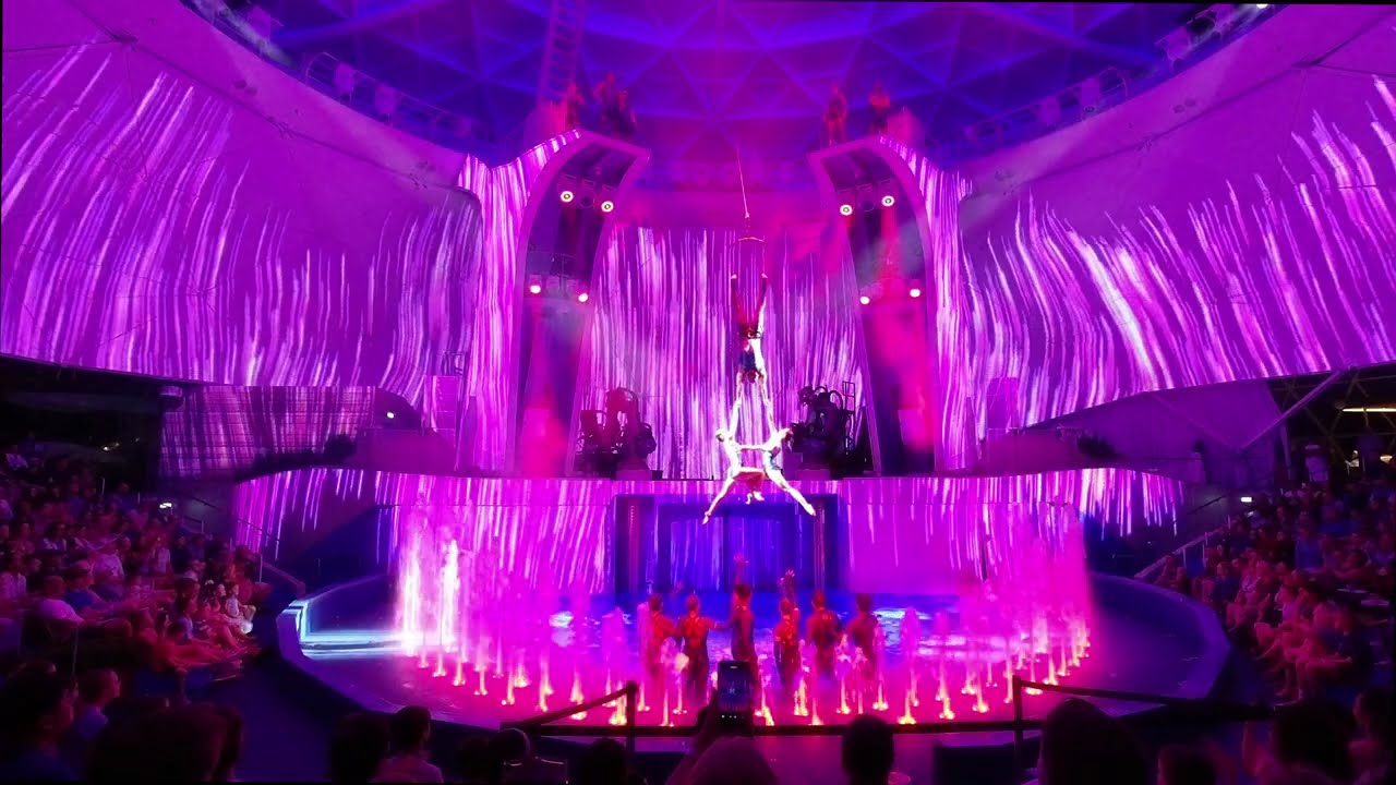Royal Caribbean Icon of the Seas - Aqua Action - Full Show in the AquaDome AquaTheater!