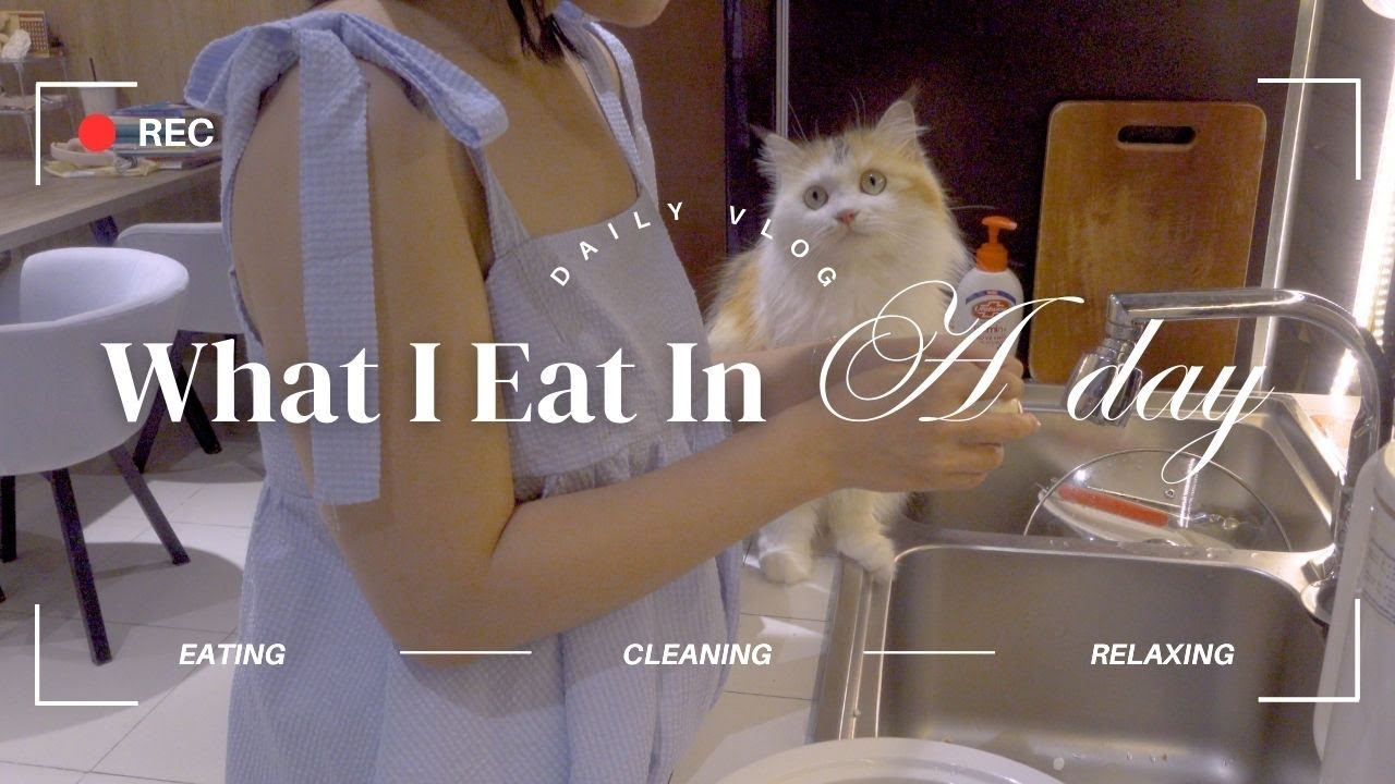 WHAT I EAT IN A DAY | Simple and easy meals I've been craving