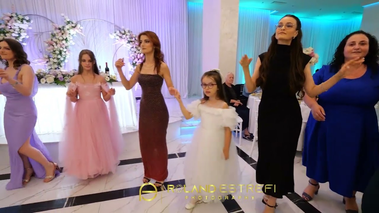 Denald & Xhensjola radha shtepise  Dasmat Shqiptare te shijakut Grupi Live event Band #shorts #viral