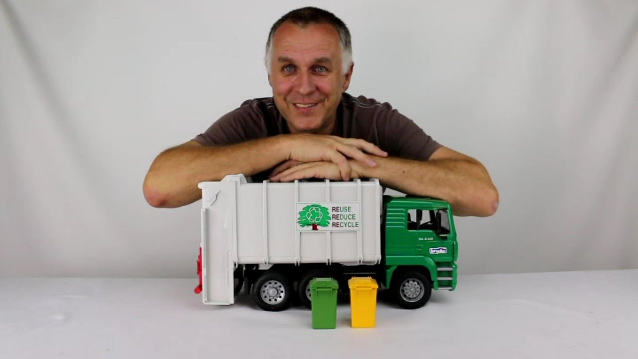 Bruder 02764 Man TGA Rear Loading Garbage Truck - A Video Review by Toys Etc Australia