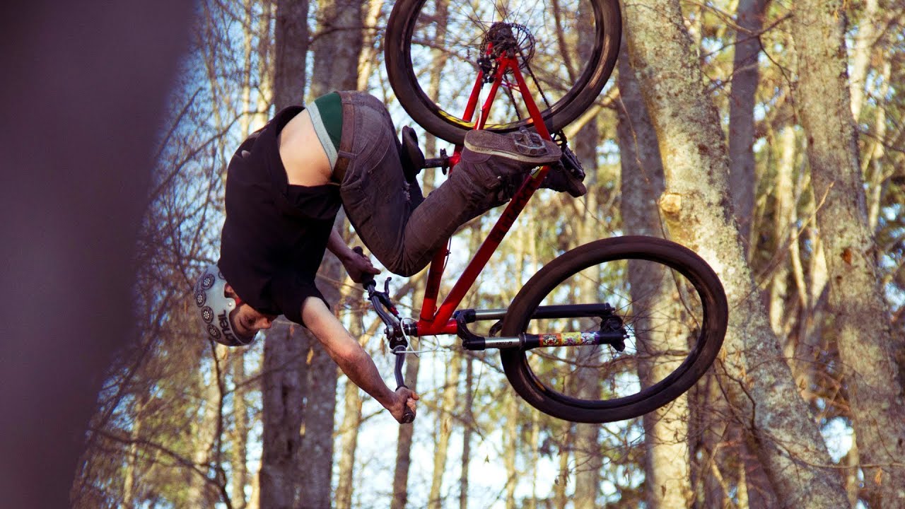 Anthony Messere MTB Dirt Jumping on a Mulch Jump!