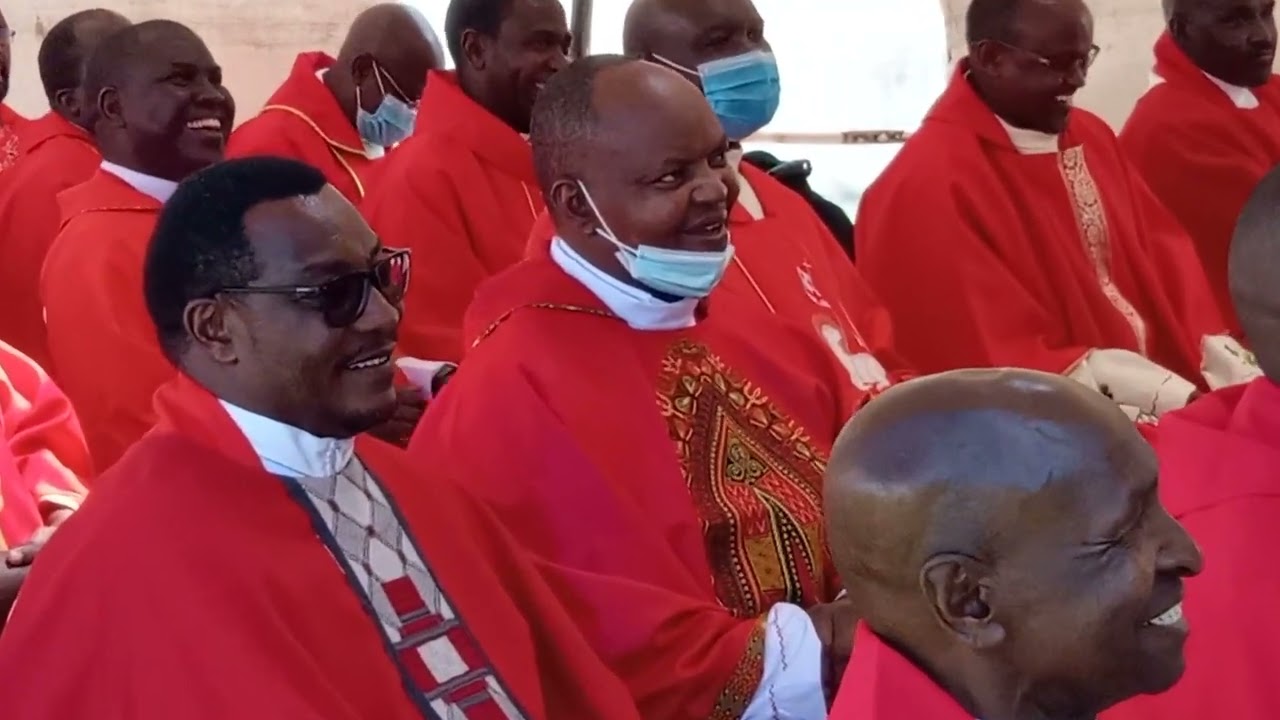 Farewell Mass for Archbishop Maurice Muhatia Makumba Nakuru 11th Jun 22(2)
