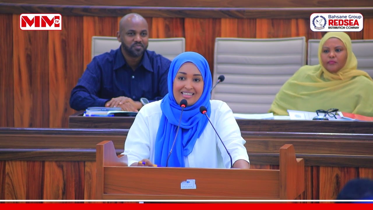 Wasiirka Qoyska Somalia oo loo haysto inay fasaxday in gabdhaha la qudba-siraysa karo.
