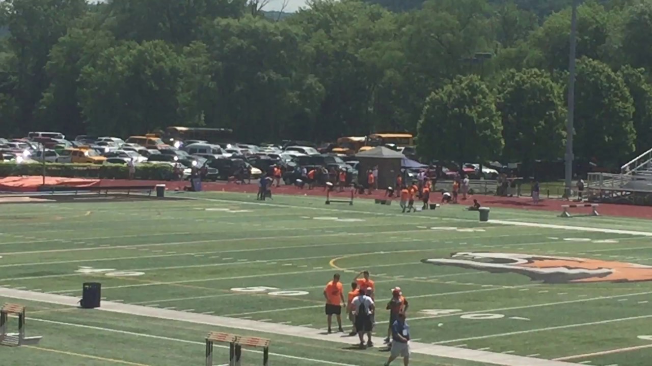 Lanae Tava Thomas  States 2017 D1 200m finals
