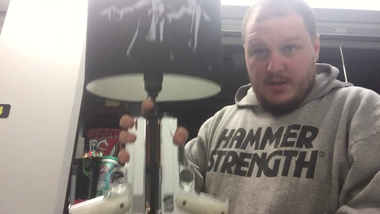 Pulp fiction pistol lamp