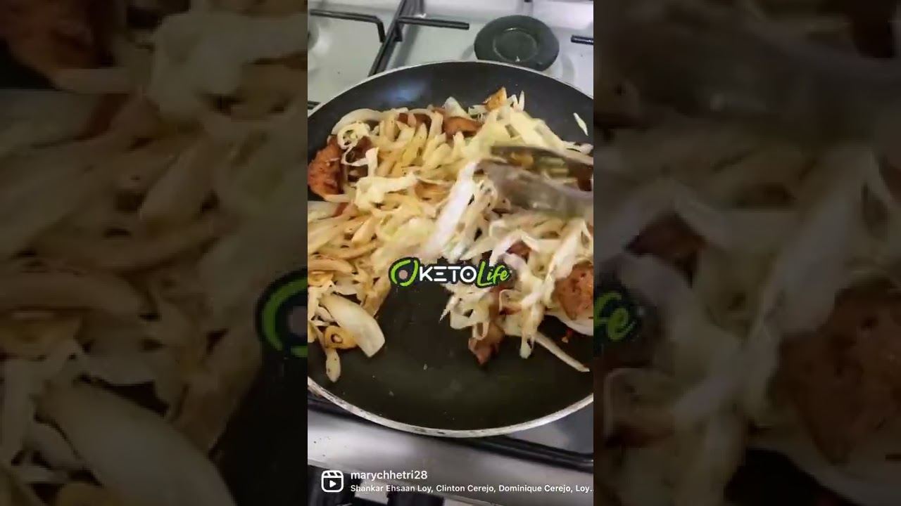 Keto Cabbage Noodles 🍜 