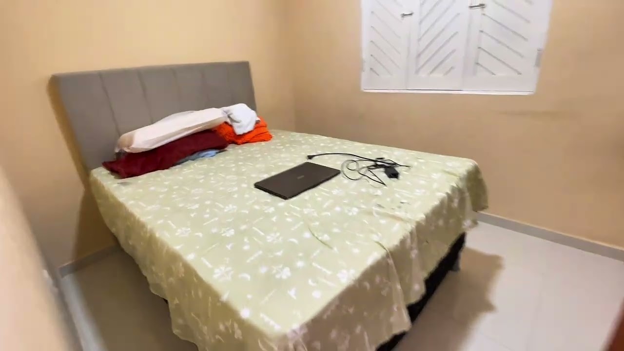 Casa a venda no Graciliano Ramos com 