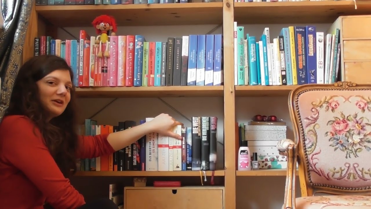 Bücherregal Tour | Bookshelf Tour