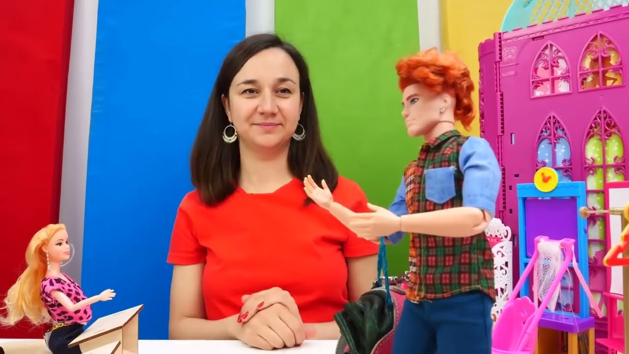 Le storie di mamma Barbie. Video per bambini con Barbie e la sua famiglia