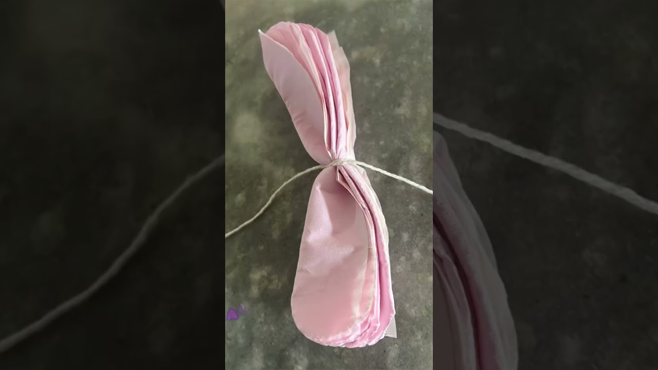 FLORES COM PAPEL CREPOM E FOLHAS DE SEDA #diy #tutorial #flores #paineldeflores #craft ##artesanato