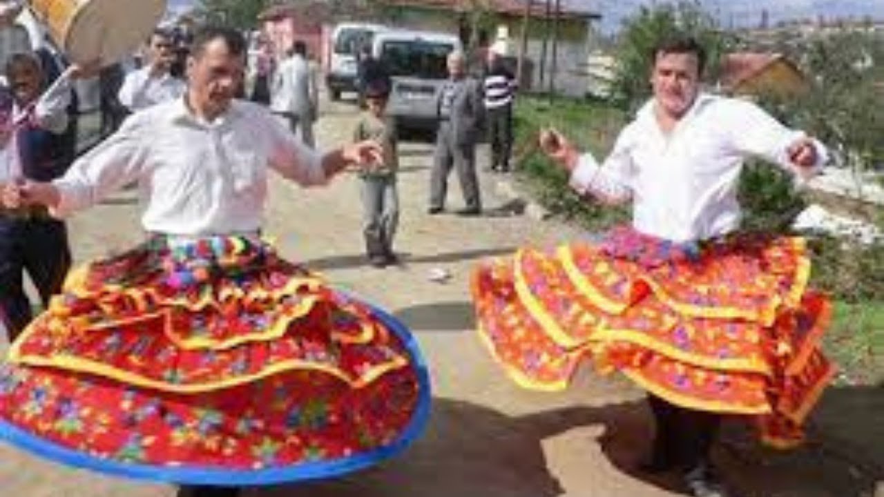 İSKİLİP KÖÇEKLERİ DÖKTÜRÜYOR ÇORUM SUNGURLU BİZİM ELİN DÜĞÜNLERİ KÖY DÜĞÜNÜ