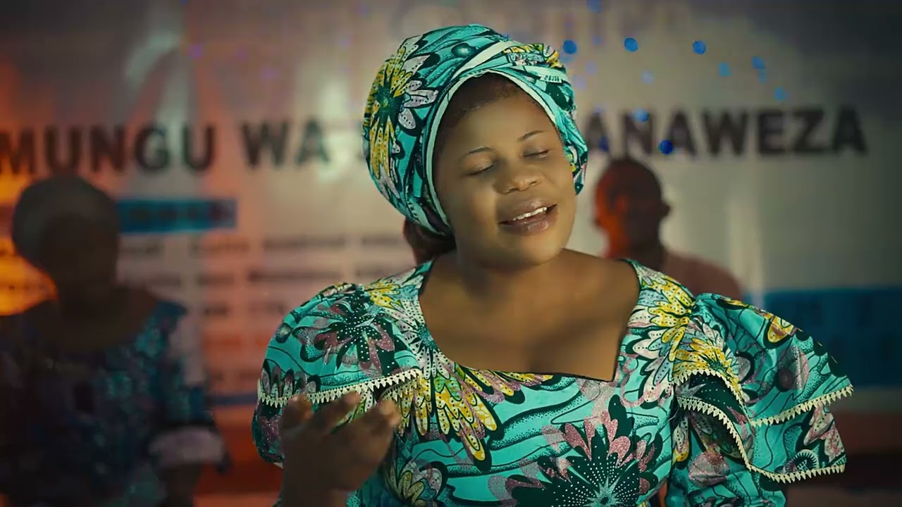 NIKO HAPA by clarisse bulangalire andema (official video)