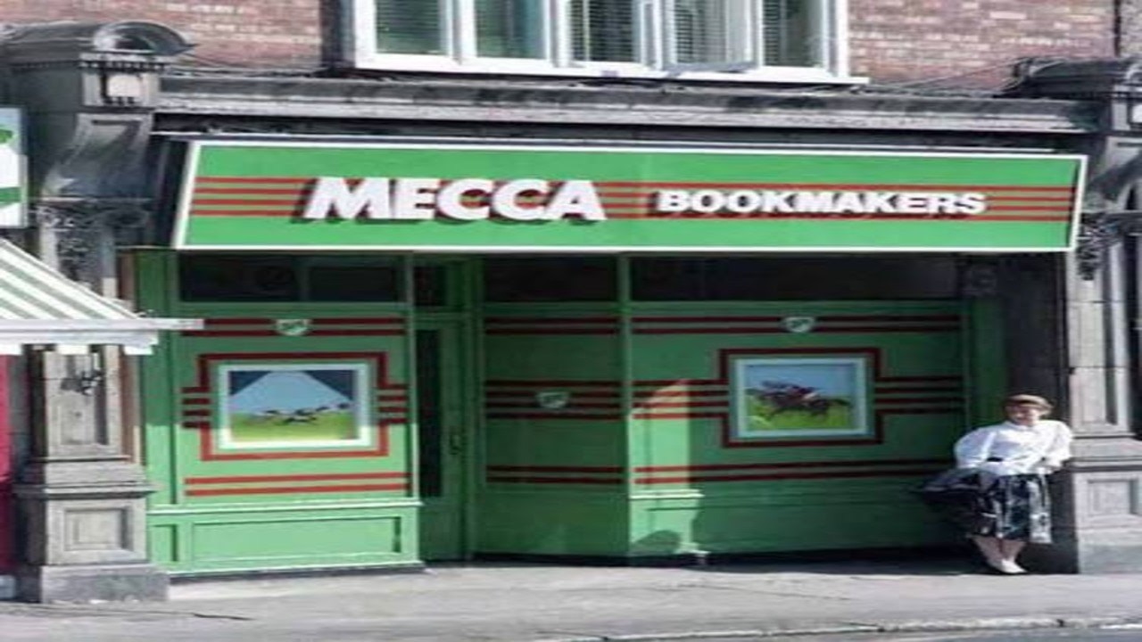 OLD UK BETTING SHOPS | REMEMBER THESE PLACES | TELL ME WHAT BOOKIES I MISSED