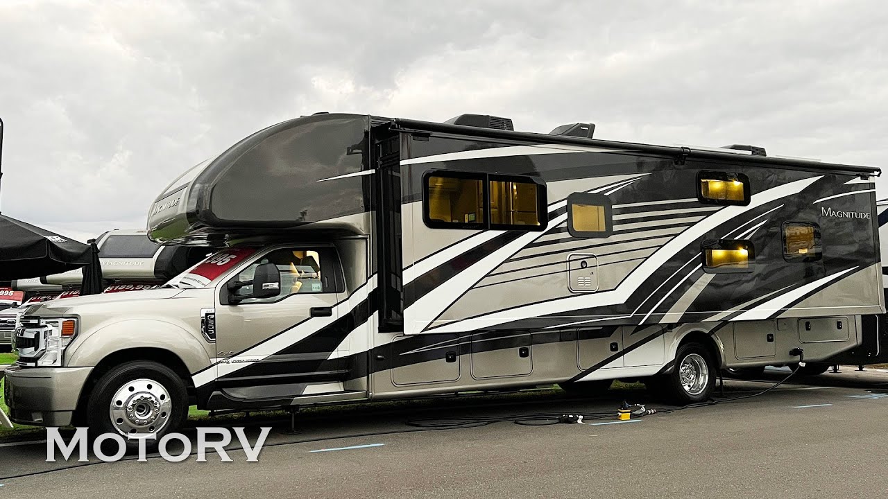 Super C 4x4 Magnitude RS36 2023 Ford F-600 Super Duty Motorhome by Thor motor Coach