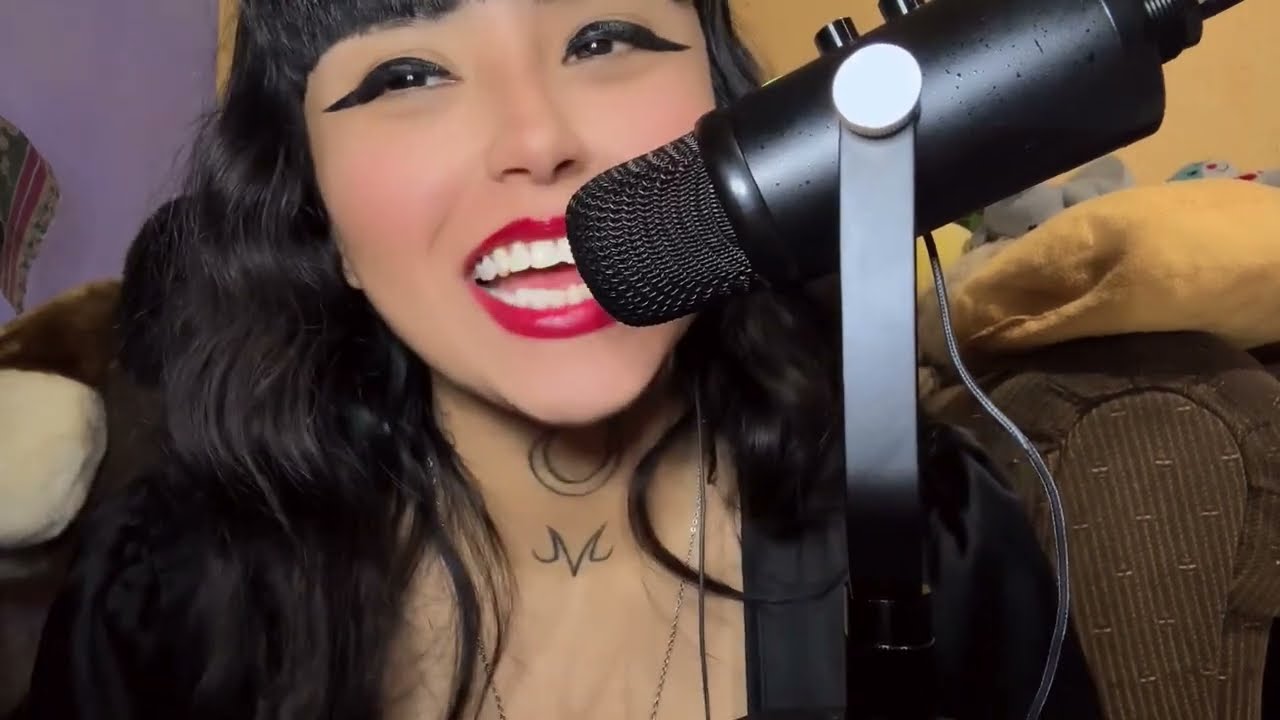 ASMR Te Lleno Tu Carita De Brillitos😍💖 #asmr #asmrsounds #asmrvideo #parati #contenido #fypシ゚