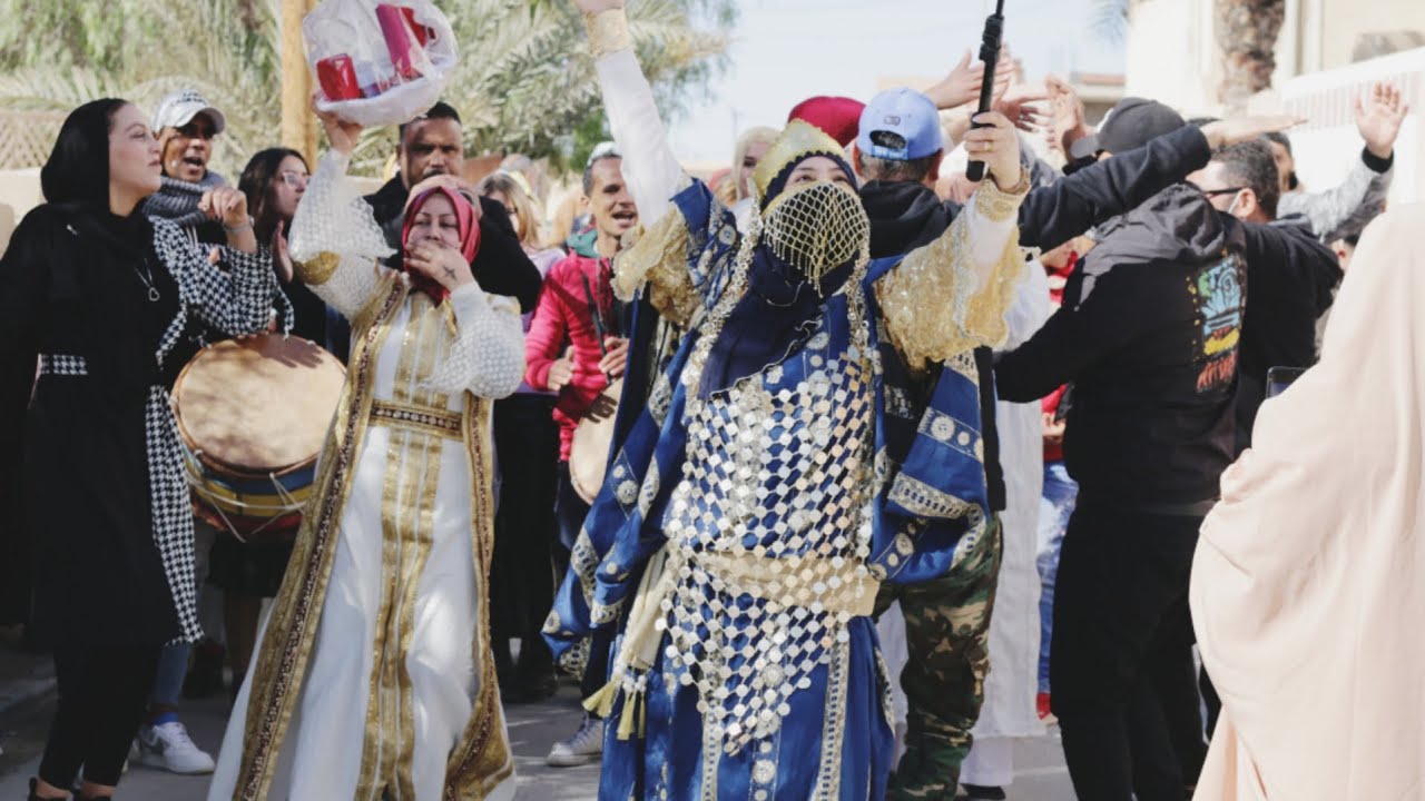 عرسنا بدأ جو عربي طبال ومحفل ناس الجنوب كتبان الصداق في دار العروسة قاسمتكم فرحتنا ربي يفرحكم الكل😍💃
