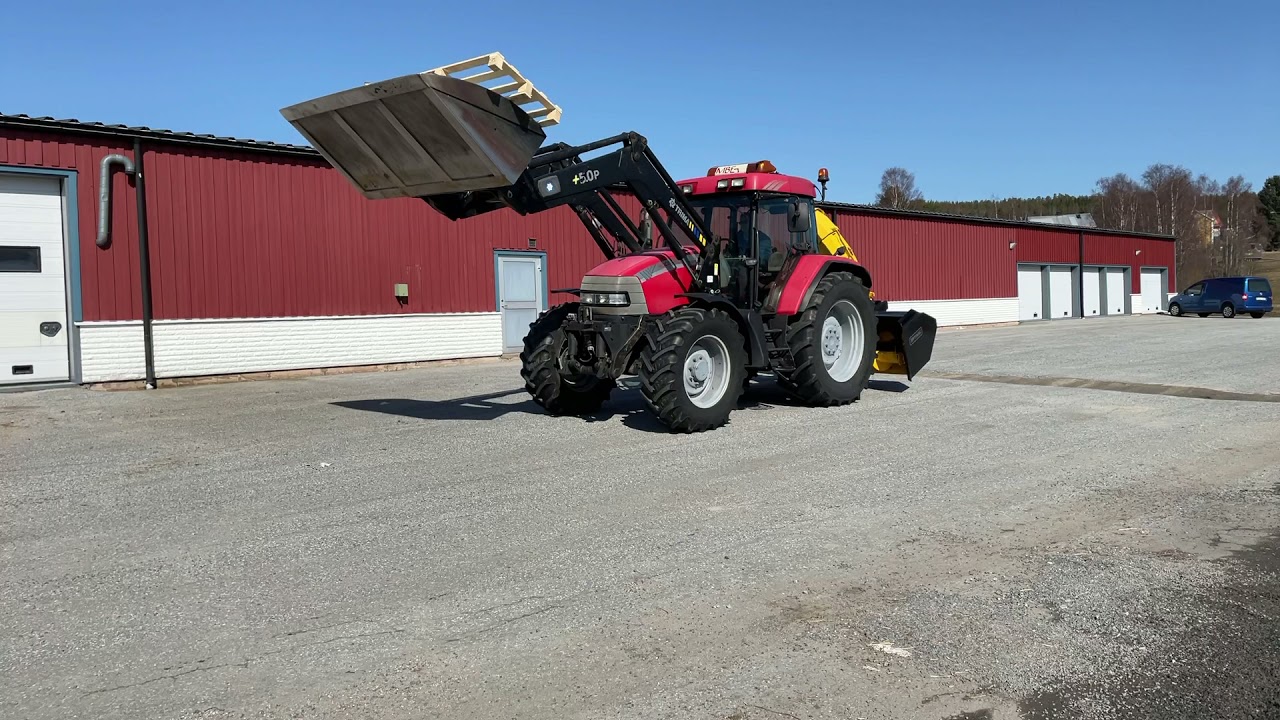 Köp Traktor McCormick MC135 Power 6 med lastare, frontlyft och snöslunga på Klaravik