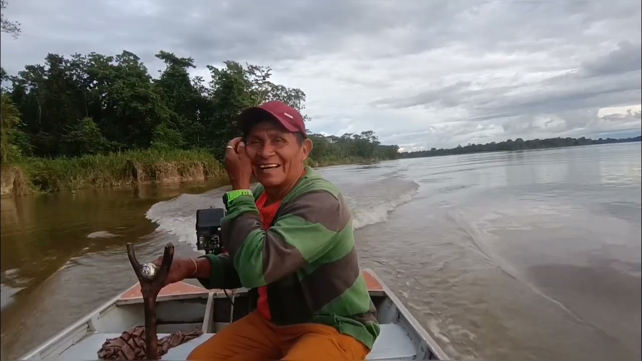 Viagem de motor rabeta - Comunidade Indígena Tikuna, Vila Betânia - Inteiro do Amazonas