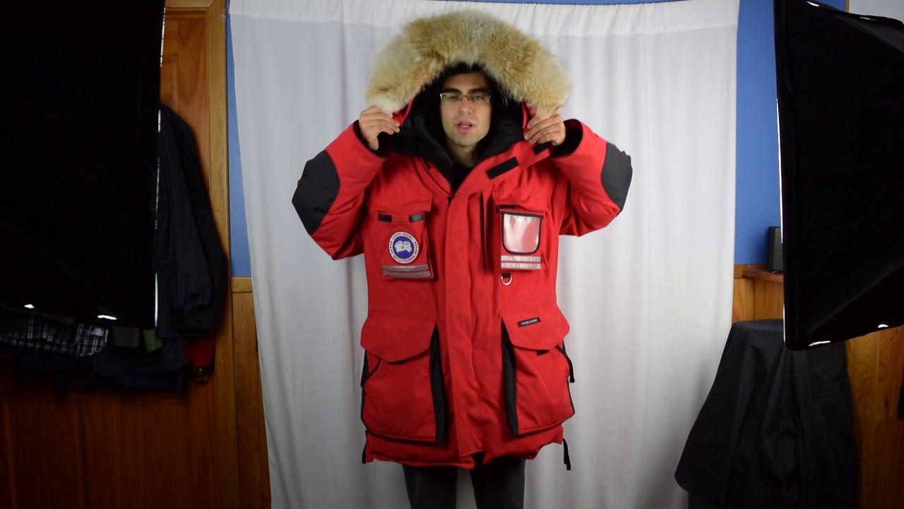 Самая теплая парка на планете — обзор от Canada Goose Snow Mantra.