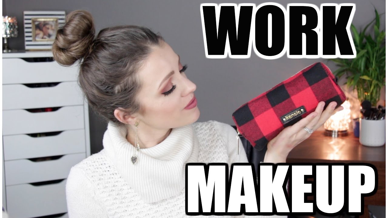 Makeup I Keep At Work | What's in my Makeup Bag? 2017