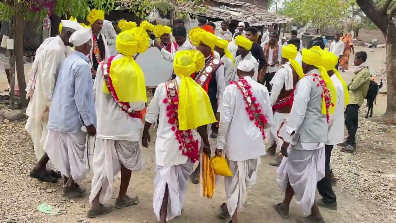 तांडे माई वाजो कसेरो वजरोजच ( बंजारा लेंगी)