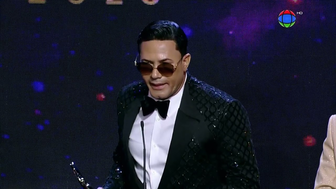 Raulín Rodríguez gana soberano al mérito 2023 | Premios Soberano 2023