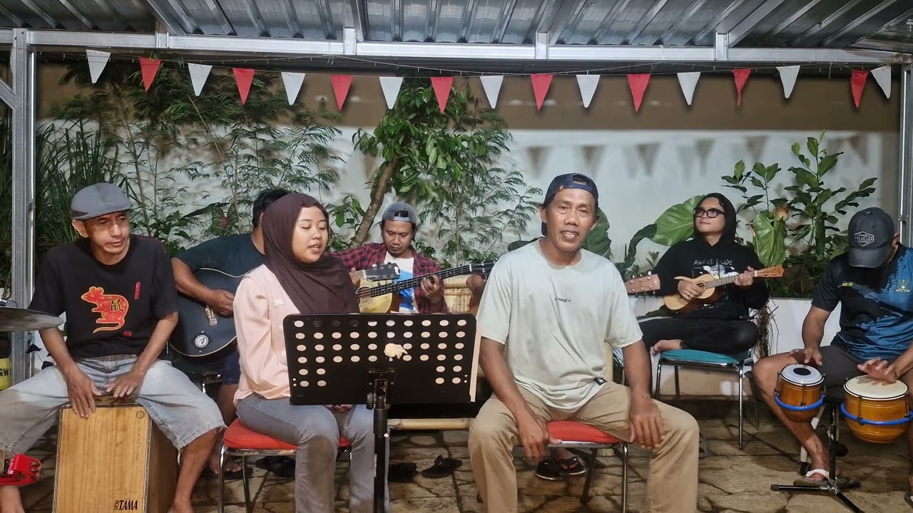 HATI YANG LUKA [BETHARIA SONATA] - LAWAX BAND feat C MOT