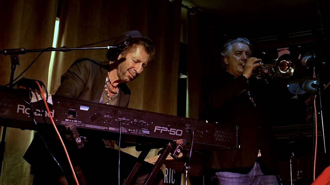 Kyron Bourke Band ......... Live With Me
